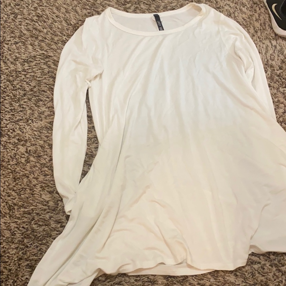 White tunic with pockets